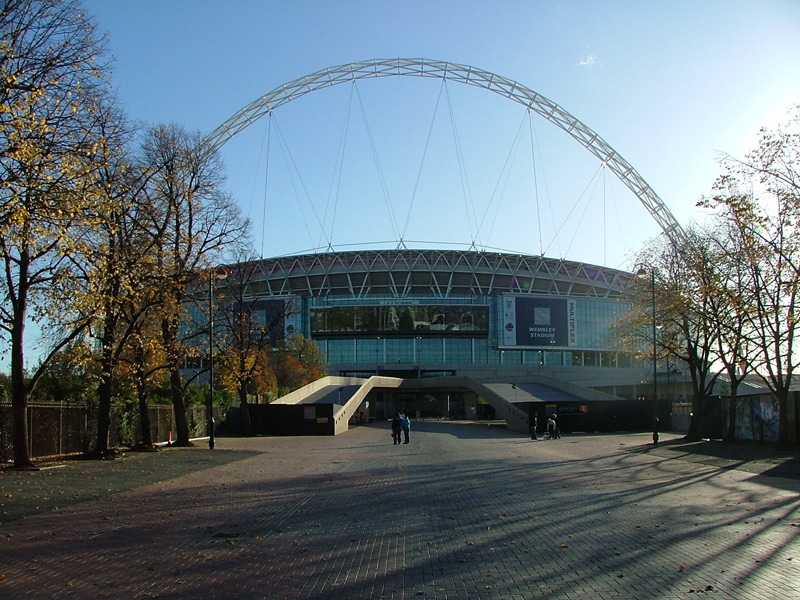 Estadio Wembley, Inglaterra (90.000 Personas) 301135253_8d072272cd_o