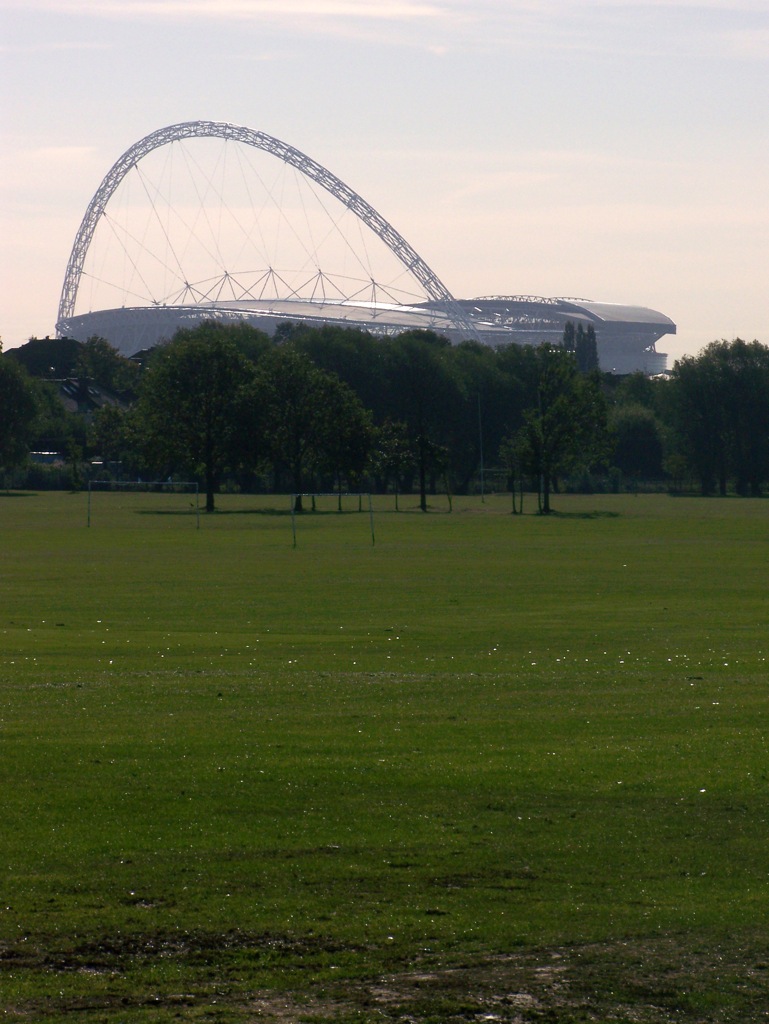 Estadio Wembley, Inglaterra (90.000 Personas) 262146651_75f56bf097_o