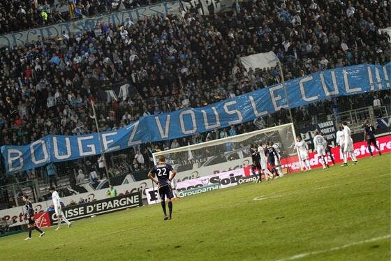 Photos Banderoles. - Page 12 Photo-le-rappel-a-l-ordre-des-supporters-marseillais_66721_15104