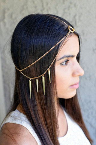 زيني شعرك بطريقة مميزة بسلاسل الشعر Small_hair-chains-accessories-fashion-fustany