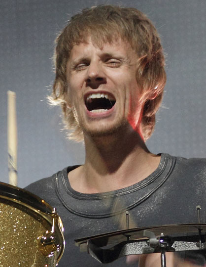 Dominic Howard. - Page 3 8692604_DominicHoward-SexFace