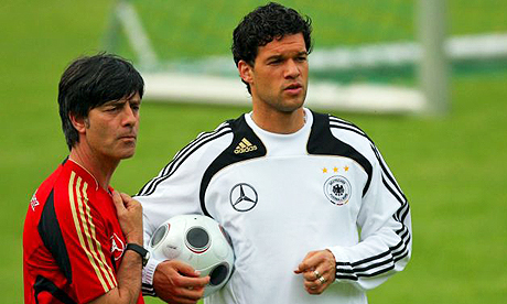  بالاك يكشف أسرار المنتخب الإنجليزي لمدرب المانشافت خواكيم لوف .. !  MichaelBallack1