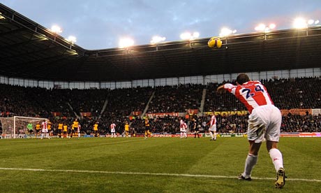 افـضـل " صـانـع أهـداف " بالـيـد ! Stoke-Citys-Rory-Delap-pr-001