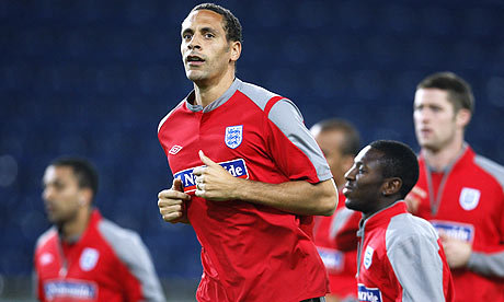 فيرديناند :سأعود للعب بعد شهر Rio-ferdinand-001