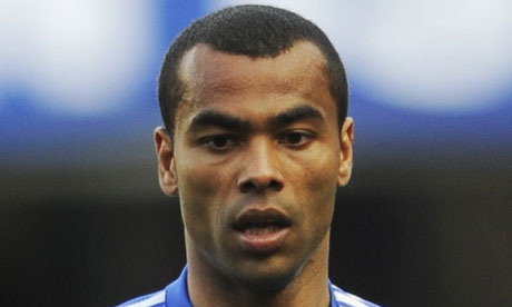 Diferencias entre Ashley Cole y Antonio Recio Ashley-Cole-006