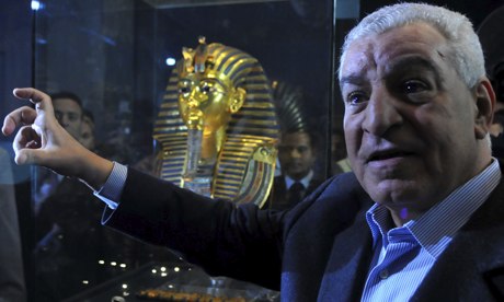 Former minister Zahi Hawass compares Egypt's Abdel Fatah al- Zahi-Hawass-at-the-Egypti-011