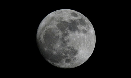 88 về Tweets [Twats are ok too =))] :) :) :) - Page 7 Super-moon-007