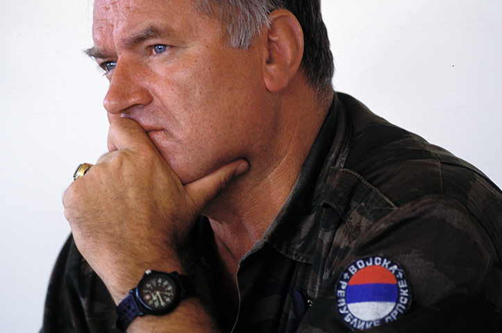 PHOTO GALLERY - Ratko Mladic: into the hands of the former Bosnian-Serbian army chief! September-1995-General-Ra-066