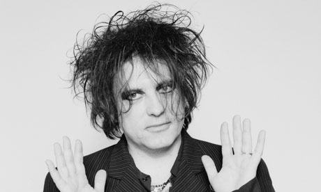 Entretiens avec The Cure - Page 4 Robert-Smith-007