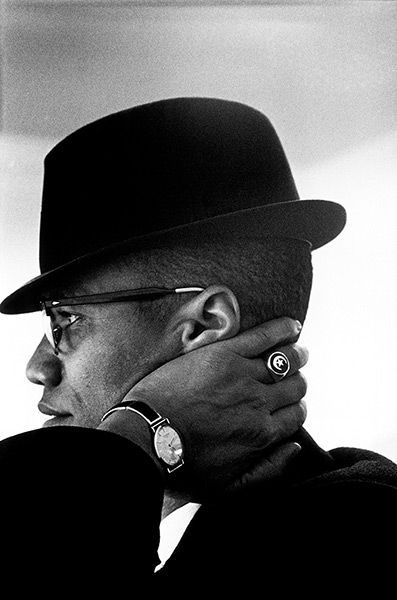 Photographer Eve Arnold RIP 1961-Malcolm-X-Chicago--012