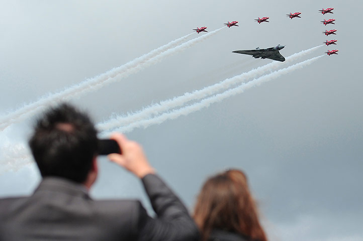 صور من معرض “فانبره” للطيران والدفاع في لندن (حصري وشامل ). Farnborough-airshow-002