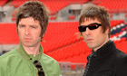  Is this Armageddon for Murdoch and NewsCorp? - Page 33 Noel-and-Liam-Gallagher-005