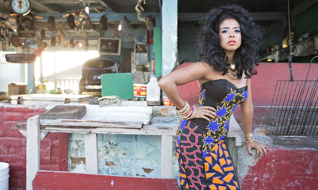 Kelis' AMAZING GROOVY SONG "Cobbler" from her album FOOD, released April 2014. Forthright-confessions-mu-012