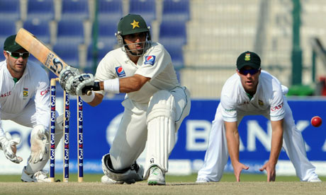 CricBlitz Series || Finale 1 || Spectacular Phoenix vs Cric Ninja || 13th August ,2012  - Page 3 Misbah-ul-Haq-007