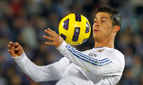 Halla Madrid Cristiano-Ronaldo-Real-Ma-007