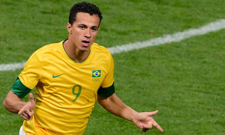 Leandro_Damiao 23 bra 1 1 1 9 25 300 300 300 200 Leandro-Damiao-008