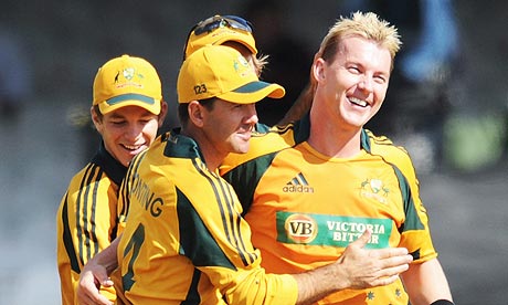 Warm Ups | Hurricanes vs Shadows | 2nd July, 2014 | 6 PM - Page 20 Brett-Lee-celebrates-001