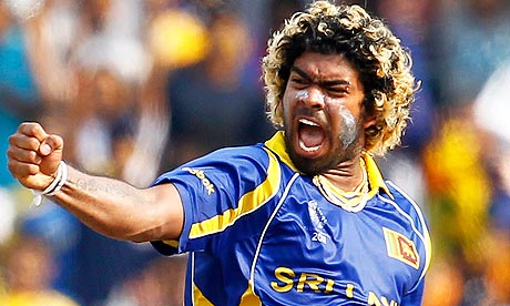 Match 15 || The Cosmos vs World Dominators || Melbourne Cricket Ground - Page 4 Lasith-Malinga-celebrates-007