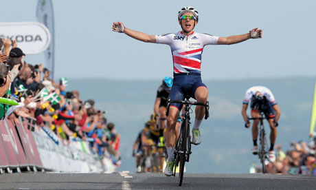 [**] Orica 2014 - Championnat d'Afrique du sud - Page 4 Simon-Yates-celebrates-as-008