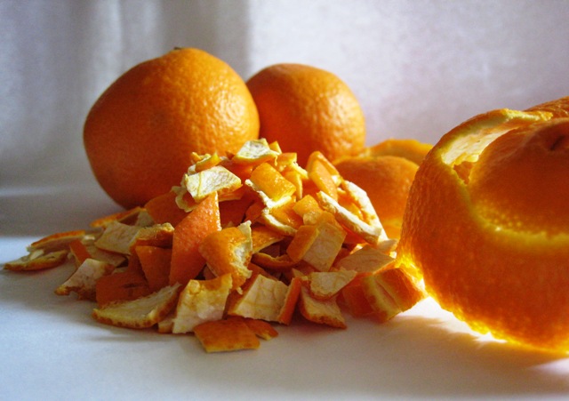 قشر البرتقال ثروه ملقاة بالقمامه Orange%20peel