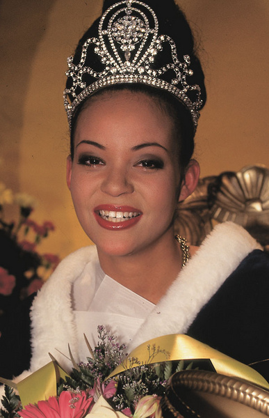 Lola Odusoga, Miss Finland 1996, 2nd runner up Miss Universe 1996 Juttulola2812TV_vi