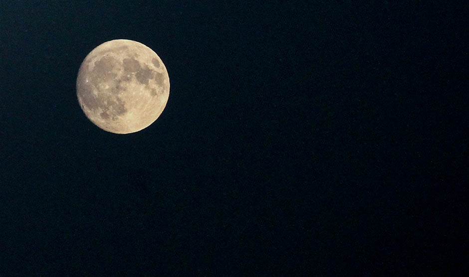 Kineska letelica na tamnoj strani Meseca Mesec-pun-mesec-stefan-stojanovic-01