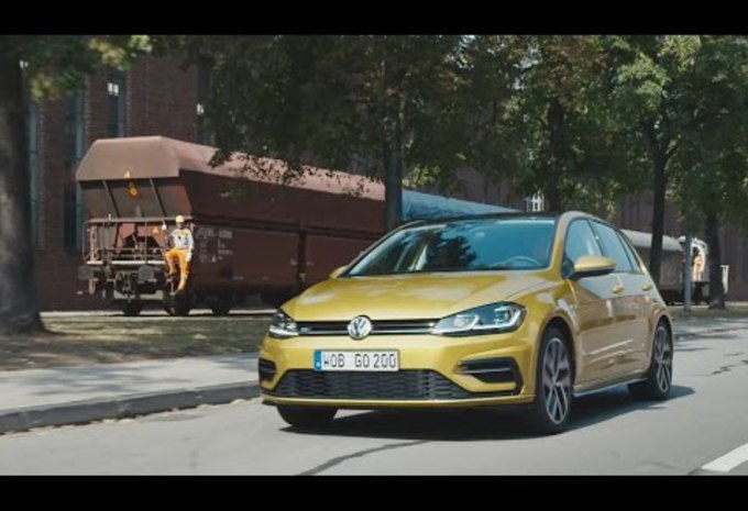 Golf 7 Facelift  VW-Golf-Update-v