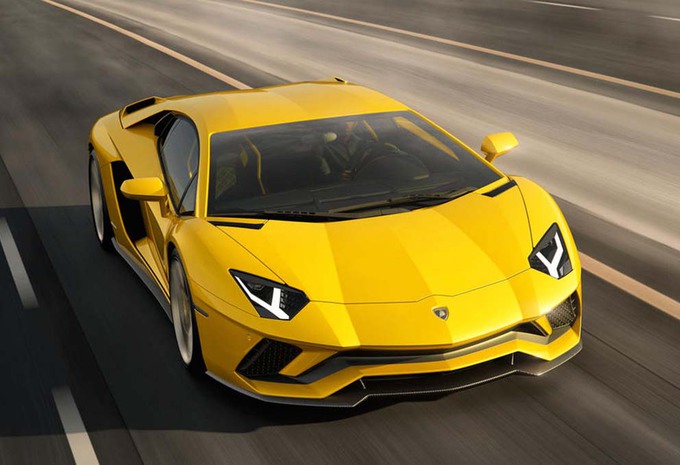  - [ Actualité : Nouveauté ] Lamborghini Aventador S : 740 ch ! Aventador-1