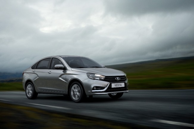 Lada Vesta (en simultaneo en la calle y en la pista) Ventas-coches-2016-rusia-febrero-201626697_1