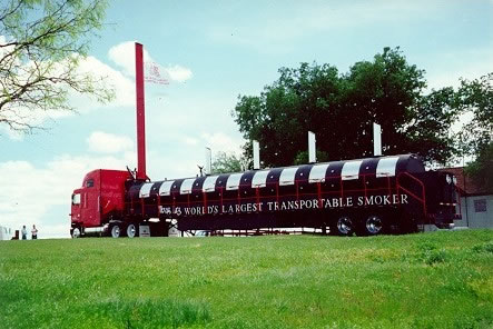 Le Grand Prix de Trois-Rivières - GP3R - Page 14 World-largest-transportable-smoker