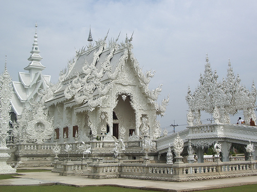 ~~Wat Rong Khun~~A Beautiful Temple~~ Wat-rong-khun-1