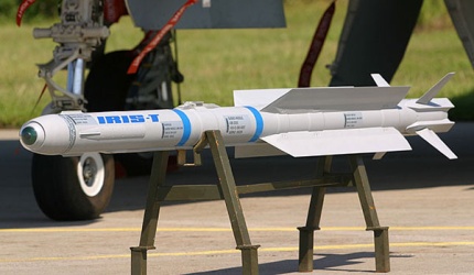 صفقات عسكريه سعوديه  جديدة مع BAE و MBDA و Diehl و Safran IRIS-T%20Air-to-Air%20Missile