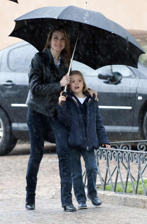 Letizia, Princesa de Asturias (III) (FORO CLAUSURADO) - Página 19 33598_20130325013535-1364240135-G003