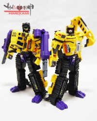 [MakeToys] Produit Tiers - Gamme MT - Basé sur les BD TF d'IDW - Page 2 35d2a0d7241f6d1eb28b36051b7be3cf