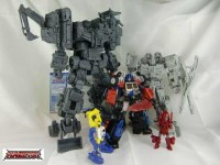 [MakeToys] Produit Tiers - Gamme MT - Basé sur les BD TF d'IDW Bf2d1c4b81421a2498b9ad05bc181fa2