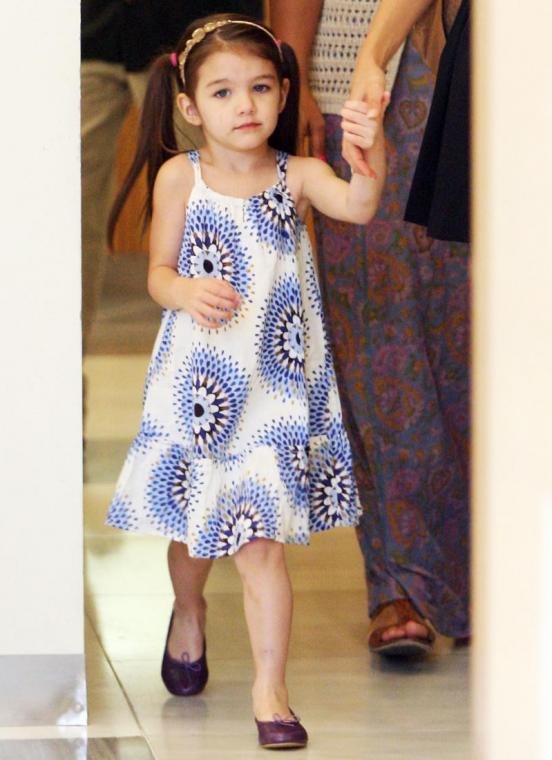 اكبر مجموعه صور  suri cruise  Stylish-suri_552x760