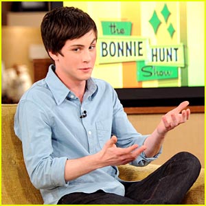 What are you doing here at this time? ~Hannah Tumblr_static_logan-lerman-bonnie-hunt