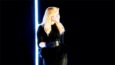 Actuación >> iTunes Festival 2013 [01/09/13] Tumblr_static_demi_dancing_sexy_and_cute_on_x_factor_promo_shit_so_cute_omg_and_hot_lord_biting_her_lip_2013_tumblr_sidebar_image