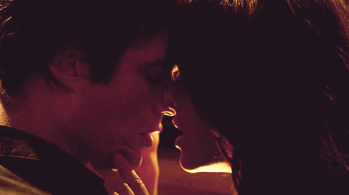 the enemy /was/ in my bed.×bianka and elliot - Page 5 Tumblr_static_delena_4x23_closeup_kiss_pause