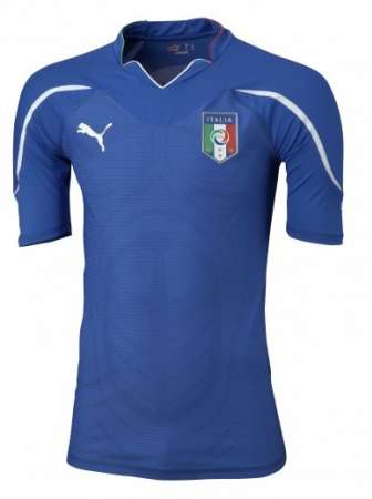 MONDIALI DI CALCIO SUD AFRICA 2010 Nuova-maglia-dellitalia-ai-mondiali-2010