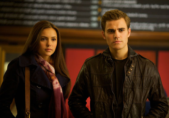 1X07 ---> Come to the fair - Página 16 Elena-and-stefan-pic