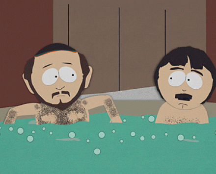[Saison 5] Coups de folies - Episode 6 Two-guys-naked-in-a-hot-tub-picture_440x355