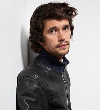 2022/12 Corazón de Bruja Diciembre 2022 Ben-whishaw_1160