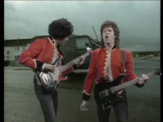 Thin Lizzy, el orgullo de Eire - Página 3 Out-In-The-Fields