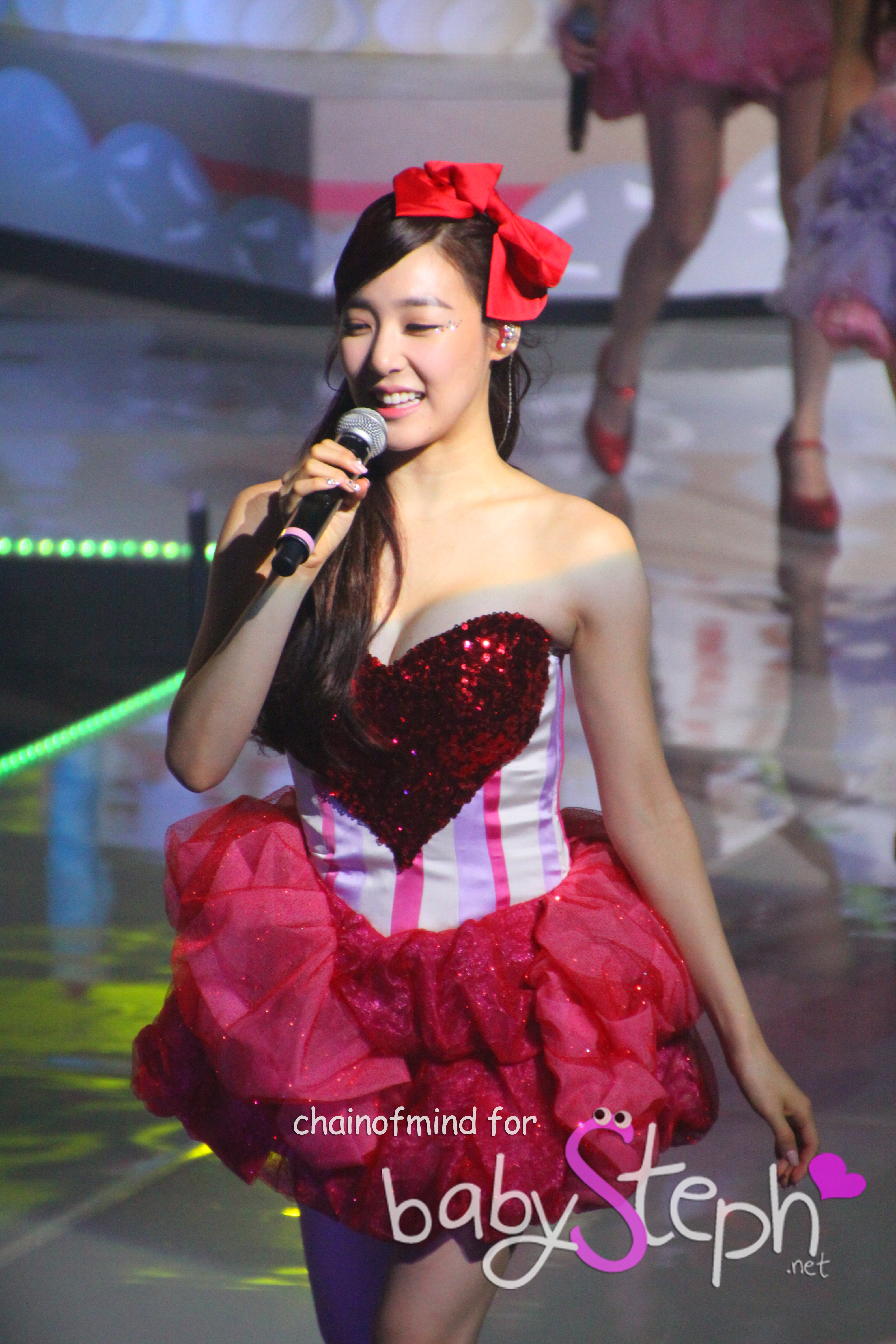 [PIC][13-09-2013]SNSD khởi hành đi Indonesia để biểu diễn "2013 Girls' Generation World Tour ~Girls & Peace~ in JAKARTA" vào chiều nay - Page 20 02e63a_e281f14f15f75e0ae5072004eba32140