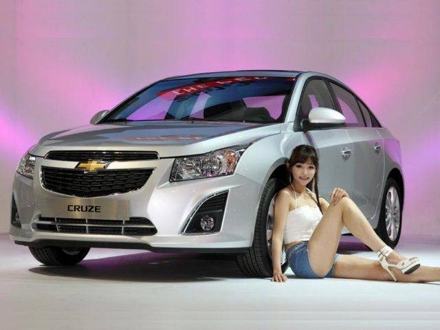 Chevrolet Corea hace oficial el restyling del Cruze  2013-chevrolet-cruze-5_640x480