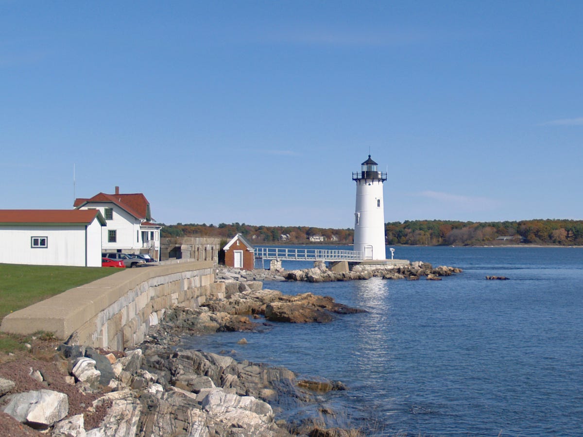 The Best Tourist Attraction In Every State New-hampshire-explore-the-historic-seaport-of-portsmouth-and-visit-the-portsmouth-harbor-light-one-of-11-us-lighthouses-established-before-the-american-revolution