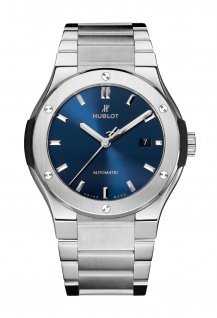 Besoin d’aide / avis montre « sport/chic » - Page 2 Hublot-classic-fusion-blue-38-568-nx-7170-nx_crop_w1600_h1600_217x318