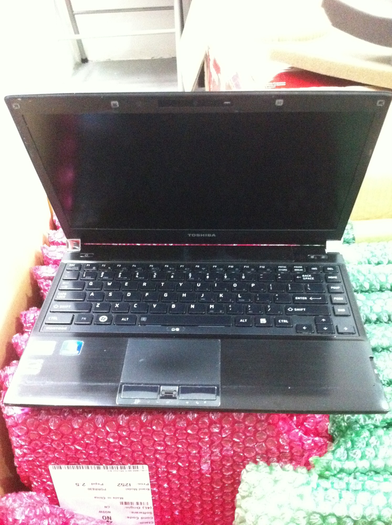 Toshiba Portege R830 - Giá 6.7 triệu - Dòng laptop cao cấp, siêu bền, siêu nhẹ 1,4 kg . 143583323214871888
