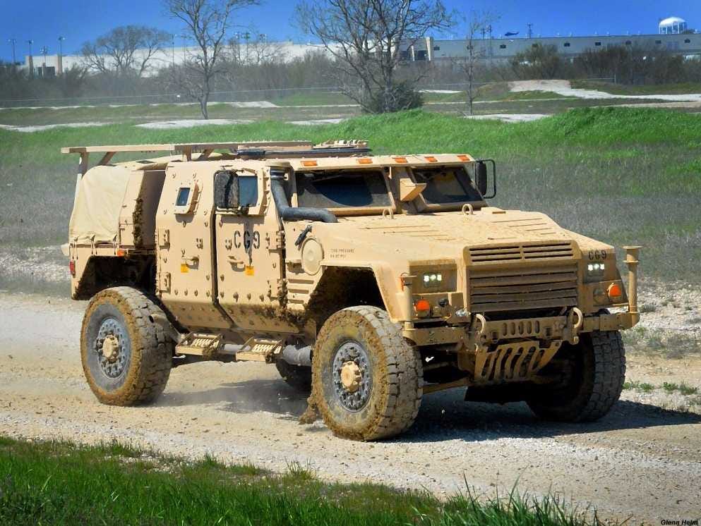 les futurs Humvee peut étre ??????? Lockheed-martin-jltv